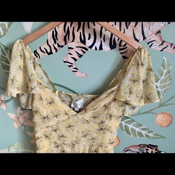 Line & Dot Jamie Mini Dress in Custard Yellow Floral, Size Medium ✨ - Picture 7 of 13